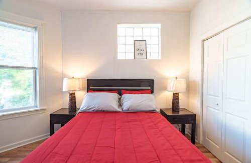 Woodlawn Apartamento | Stylish 4BR Oasis in Woodlawn, Close to UChi
