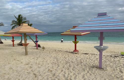 Discovery Bay Apartamento | Freeport Beach Condos