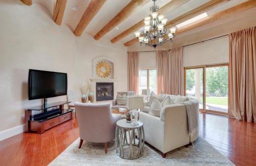 Santa Fe Casa | Gated Home about 5 Mi to Dtwn Santa Fe!
