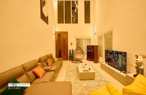 Lome Villa | Treize By Sonyo Lawson - Avedji