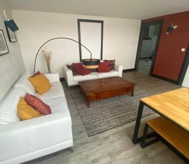 Melun Casa | Loft avec Piscine Intérieure et Jardin
