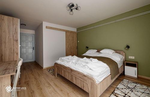 Repashuta Cama Y Desayuno | Vadász Étterem és Panzió