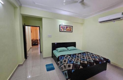 Alambagh Apartamento | 3 BHK in Krishna Nagar Lucknow LKOR402