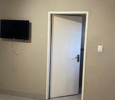 Greater Johannesburg Metropolitan Area Hotel | Signature Group Hotel
