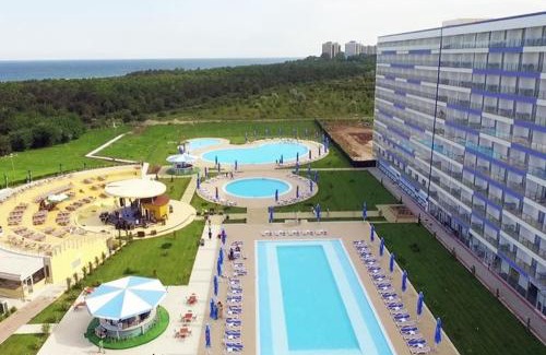 Neptun Apartamento | Studio cu piscină în Blaxy Resort