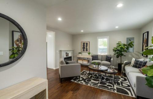 Parkland Casa | Comfy Twin Beds in Tacoma
