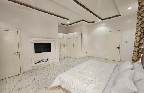 Ajah Casa | Blessed Rest Apartment