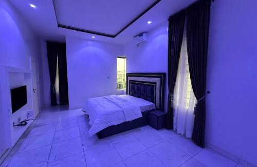 Ajah Casa | Blessed Rest Apartment