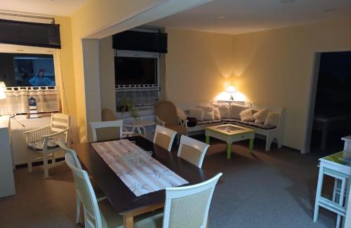Oldenswort Apartamento | Gästehaus Hemmerdeich -alte Schule