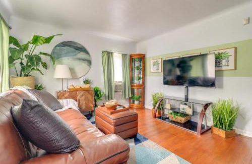 Detroit Casa | Charming and Pet-Friendly Home in Detroit with Yard!