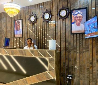Ofin Apartamento | Zarah Residence