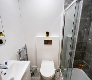 Broad Green Apartamento | Dunamis Staycation West Croydon