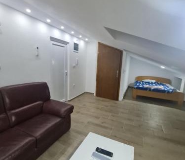 Inija Apartamento | Stan na dan