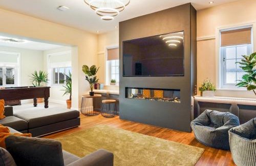 Borth Casa | Pass the Keys Breathtaking holiday home packed with amenities