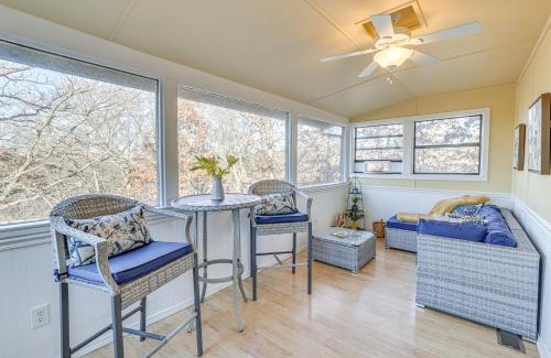 Bella Vista Casa | Charming Bella Vista Townhome Near Lake Windsor!