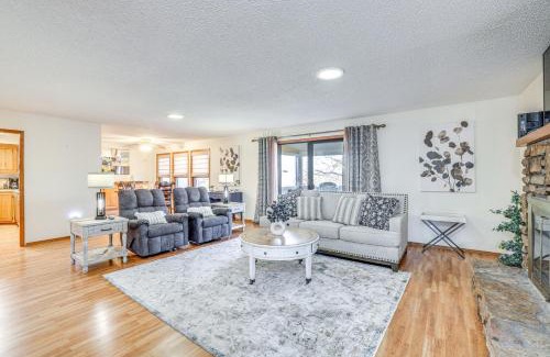 Bella Vista Casa | Charming Bella Vista Townhome Near Lake Windsor!