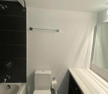 Bloor-Yorkville Hotel | Yorkville Apartments