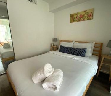 Bloor-Yorkville Hotel | Yorkville Apartments