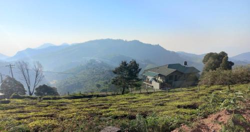 Coonoor Casa | RINKOOS MOUNTAINS & mist