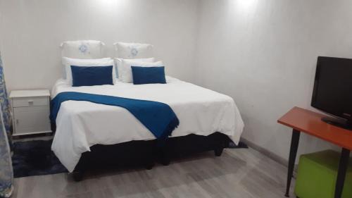 Greater Johannesburg Metropolitan Area Casa | Russell's Rest Rooms