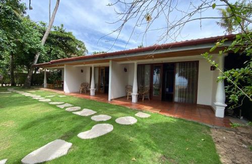 Ahangama Hotel | Sea Breeze Villa