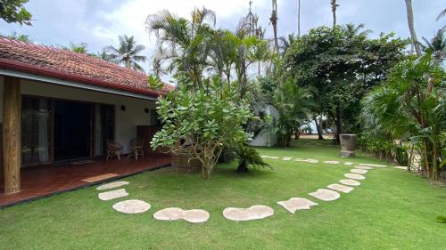Ahangama Hotel | Sea Breeze Villa