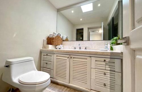 Zona Hotelera Casa | 6BR Ocean Front Hotel Zone Luxury House