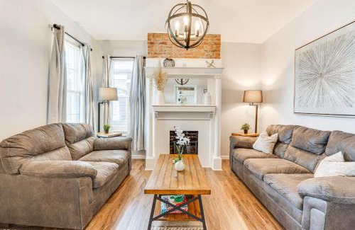 Merion Village Apartamento | Columbus Vacation Rental about 3 Mi to Downtown!