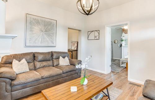 Merion Village Apartamento | Columbus Vacation Rental about 3 Mi to Downtown!