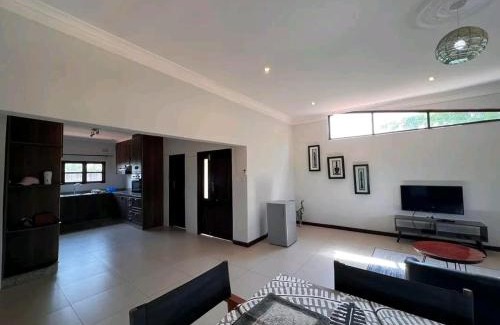 Ras Makamaiwe Cama Y Desayuno | Kingtech inc Apartments