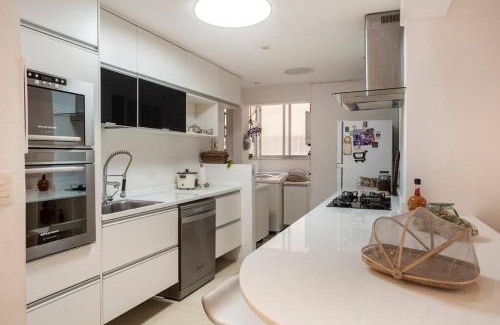 Icarai Apartamento | Apartamento charmoso em frente a praia de Icaraí