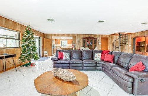 Sylvan Shores Casa | Lake Placid Home with Screened Porch Near Lake Clay