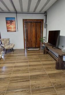 Rio Vermelho Norte Casa | Rústico de Praia - Chalé Floripa