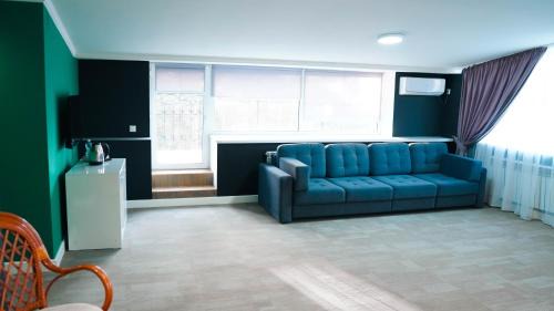 Schuchinsk Hotel | Timber Hotel