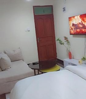 Manyimbo Apartamento | Enchanted stays- Tomorrowland studio apartment