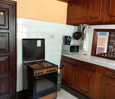 Kisii Cama Y Desayuno | ZACK'S SERENE SUITES