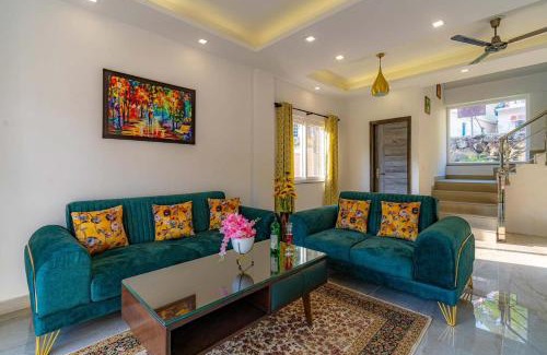 Kaul Complejo | The Rizz Luxury Resort - Bhimtal