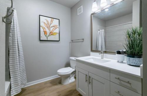 Beach Haven Apartamento | 5 Star Ultimate King Suite near Mayo