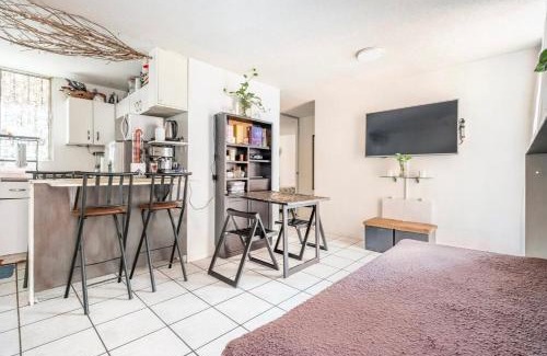 Santa María la Ribera Apartamento | Confortable departamento en el corazón de la ciudad