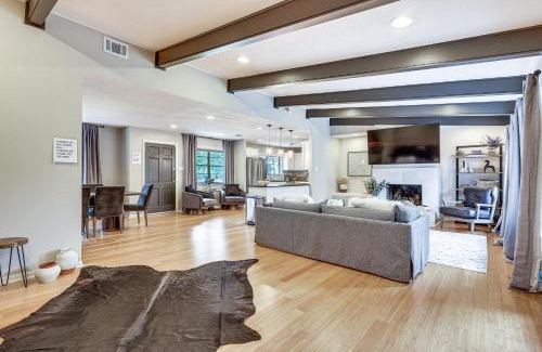 College Station Casa | Spacious Bryan Home with Patio 4 Mi to Downtown