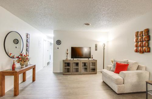 Twain Apartamento | Centrally Located Apt about 2 Mi to University of Iowa