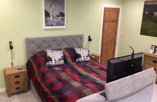 Invergarry Cama Y Desayuno | Taigh Sealladh Fèidh B&B