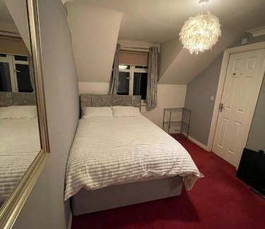Crewe Casa | Room 5 - Chassagne Guest House