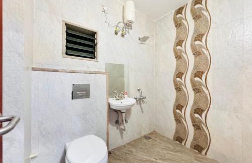 Indore Apartamento | Home Escape 2BHK Apartment Near Brilliant Convention Centre - Adults Only