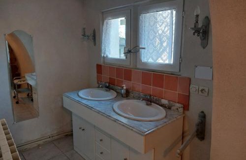 Labastide-de-Virac Casa | Chambre Le Serre de Chambon