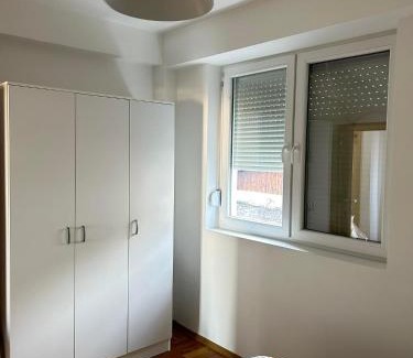 Kisela Voda Apartamento | Modern Apartment with Panoramic City Views