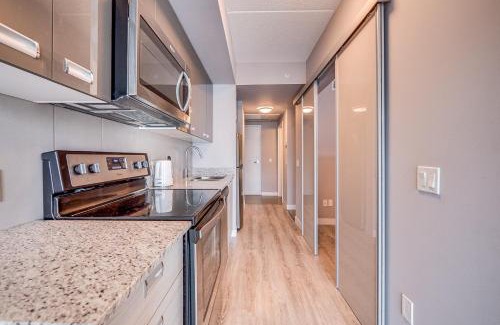 Waterloo Apartamento | 1 Bedroom Condo in Waterloo