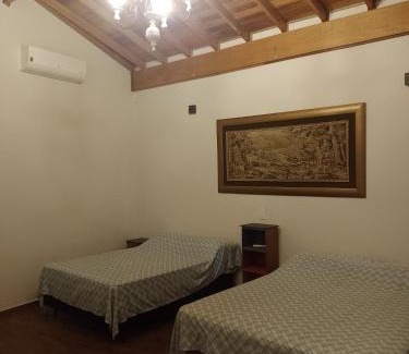 Santa Rita do Passa Quatro Casa | Villa Cabana