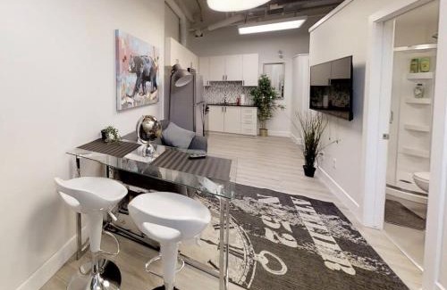 Sandy Hill Cama Y Desayuno | Bachelor apartment in downtown