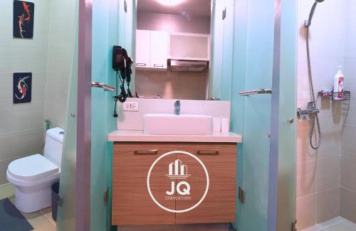 Project 8 Cama Y Desayuno | JQ staycation